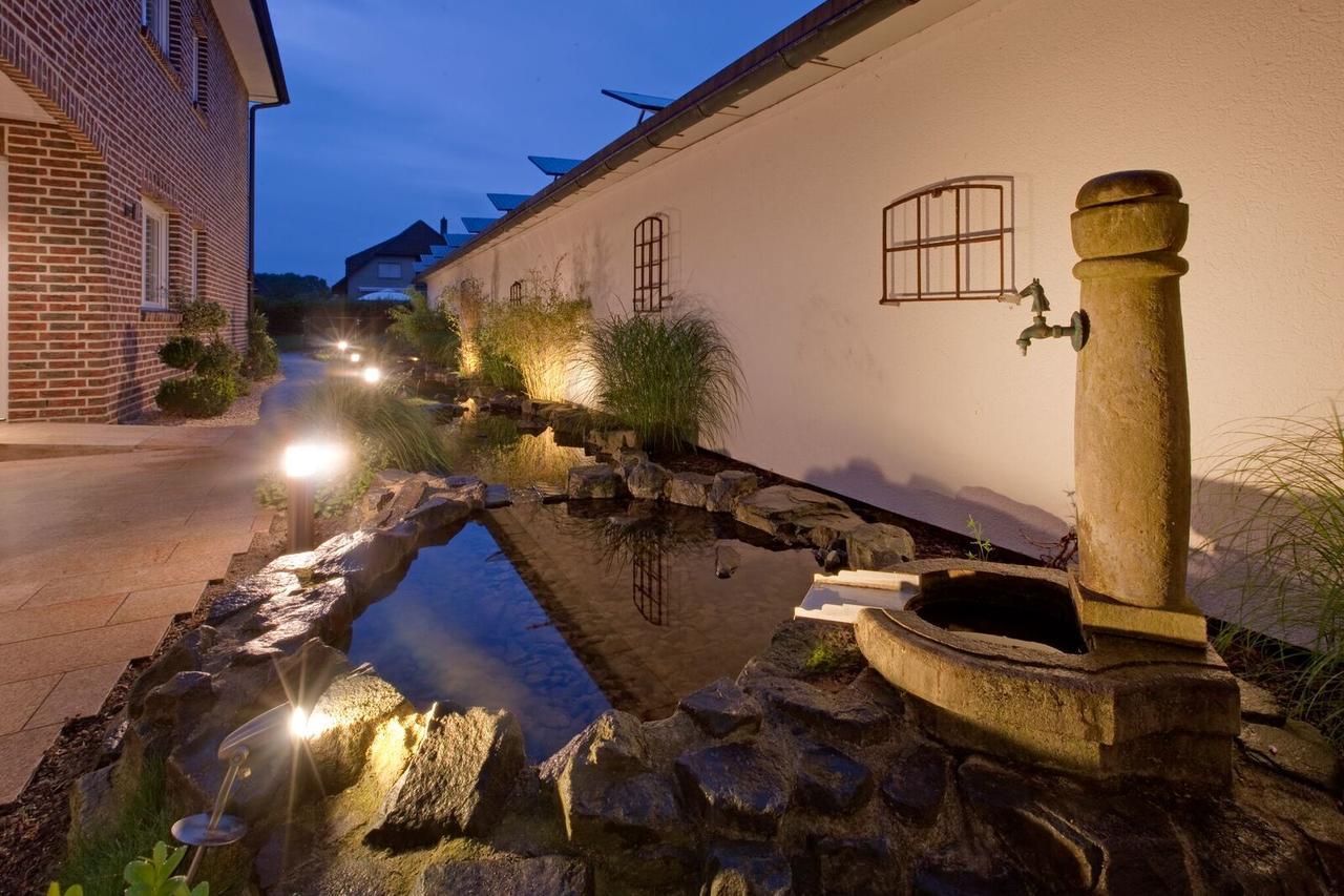 Hotel Restaurant Zum Heidekrug Bersenbruck Exterior photo